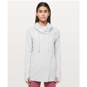Lululemon Coast Easy Wrap Heathered Gray 4